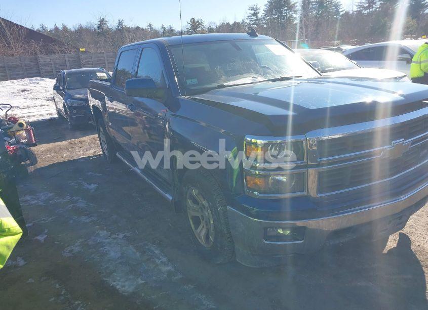2015 Chevrolet Silverado 1500 2LT (VIN 3GCUKREC3FG185667) main photo