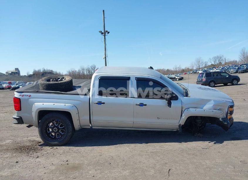 Photo 13 of 2015 Chevrolet Silverado 1500 1LT (VIN 3GCUKREC3FG199228)