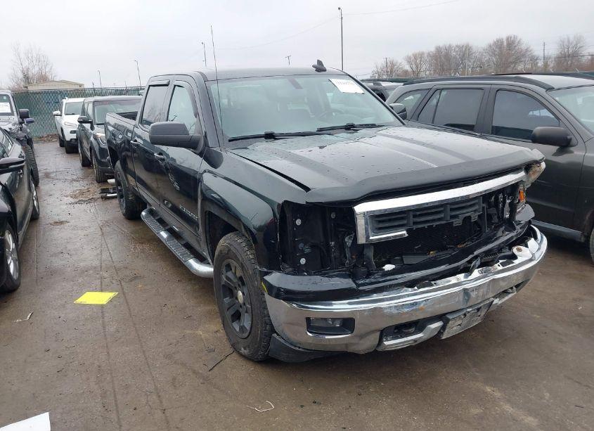2015 Chevrolet Silverado 1500 2LT (VIN 3GCUKREC3FG210177) main photo