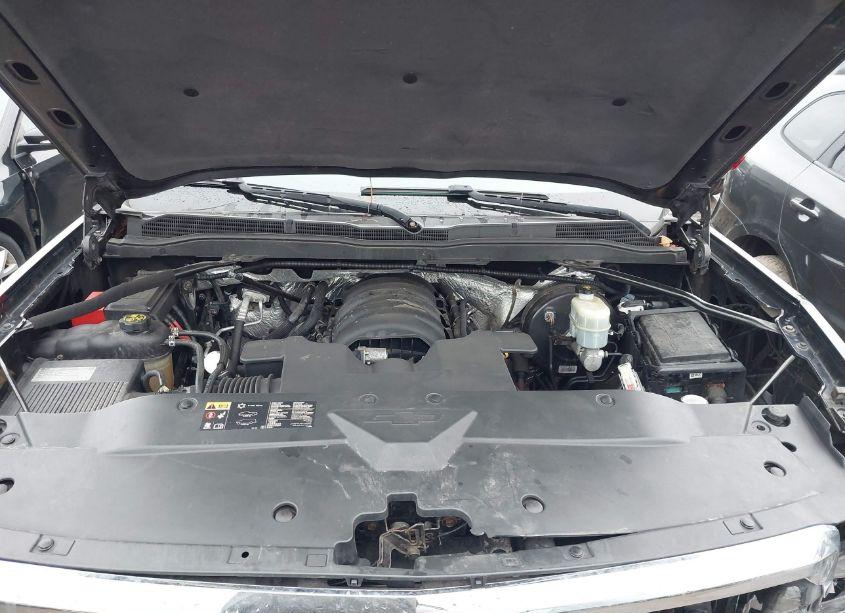 Photo 10 of 2015 Chevrolet Silverado 1500 2LT (VIN 3GCUKREC3FG210177)