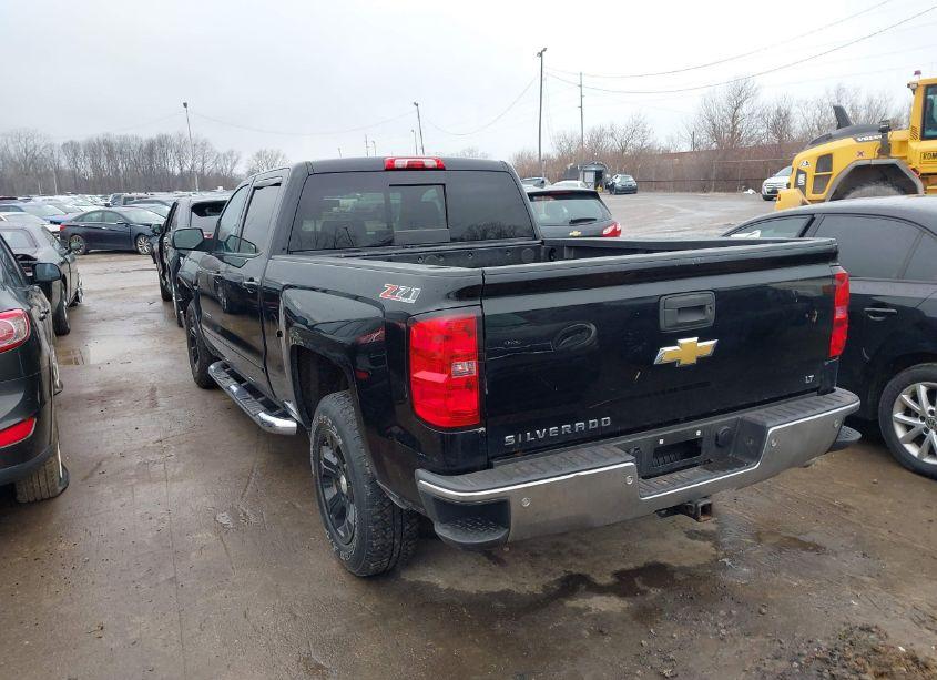 Photo 3 of 2015 Chevrolet Silverado 1500 2LT (VIN 3GCUKREC3FG210177)