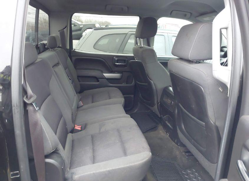 Photo 8 of 2015 Chevrolet Silverado 1500 2LT (VIN 3GCUKREC3FG210177)