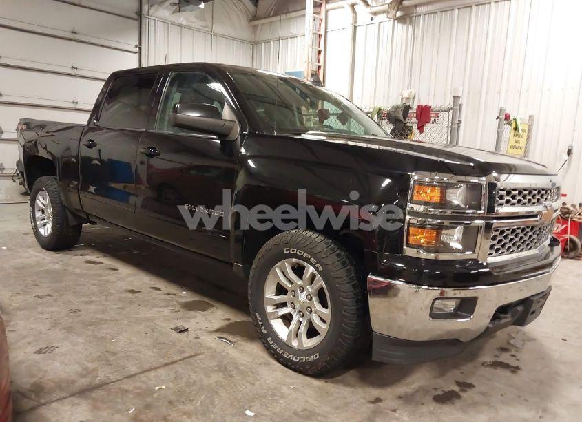 2015 Chevrolet Silverado 1500 1LT (VIN 3GCUKREC3FG273442) main photo