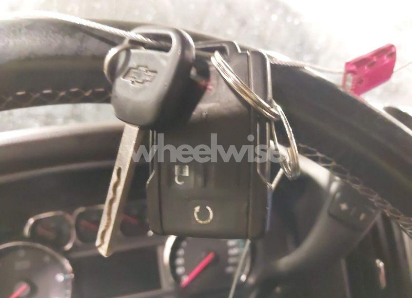 Photo 11 of 2015 Chevrolet Silverado 1500 1LT (VIN 3GCUKREC3FG273442)