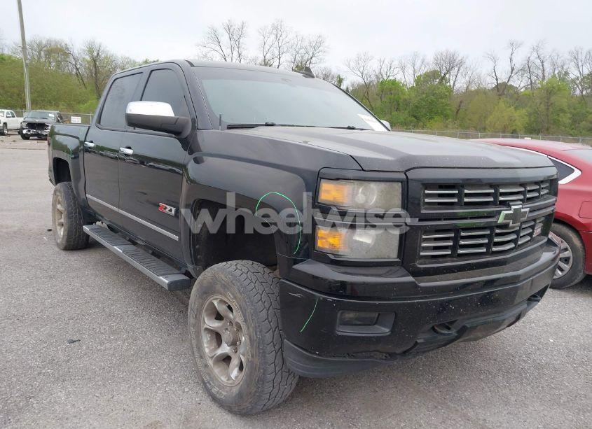2015 Chevrolet Silverado 1500 2LT (VIN 3GCUKREC3FG407124) main photo