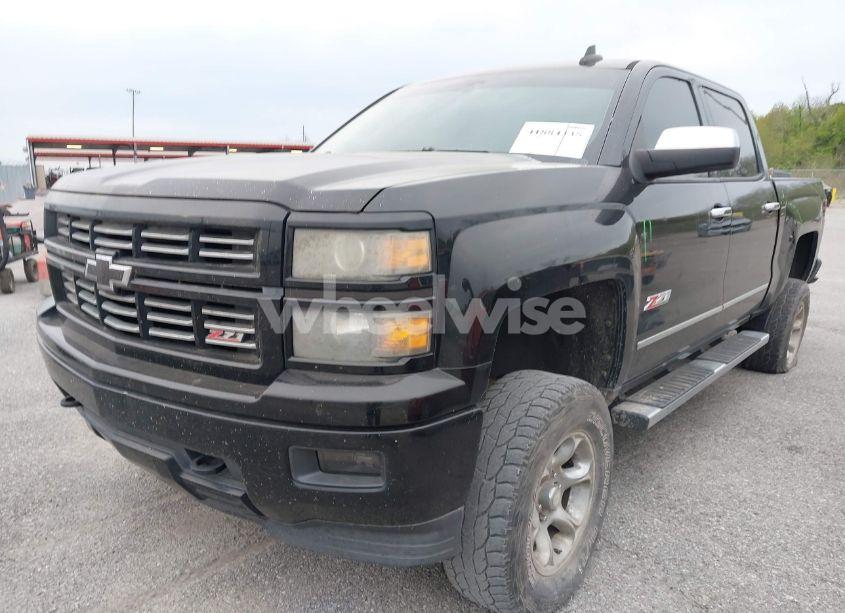 Photo 2 of 2015 Chevrolet Silverado 1500 2LT (VIN 3GCUKREC3FG407124)