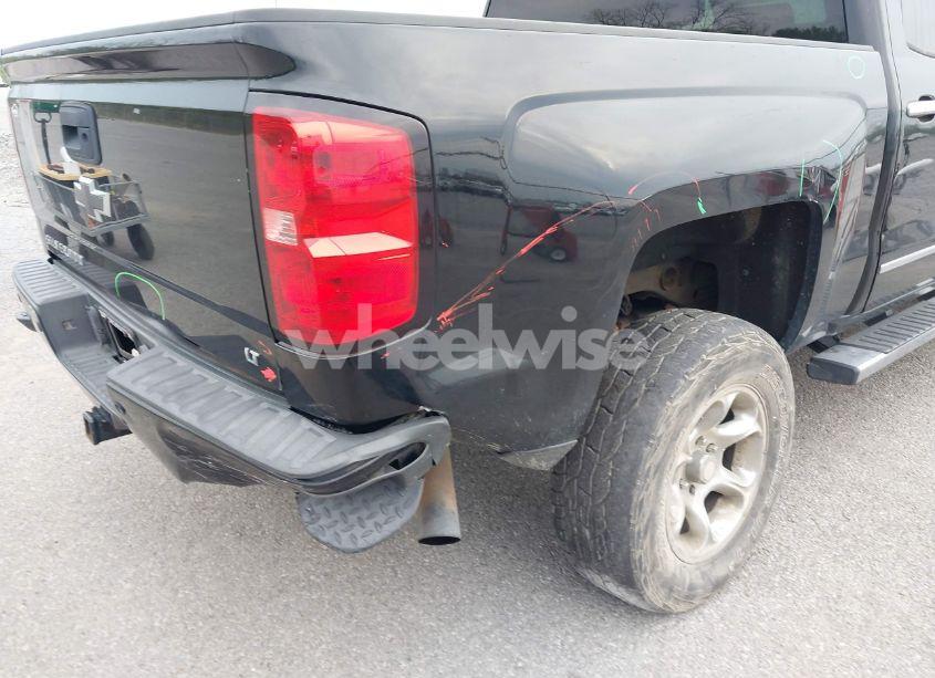 Photo 6 of 2015 Chevrolet Silverado 1500 2LT (VIN 3GCUKREC3FG407124)