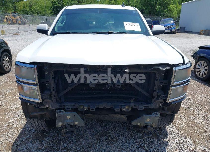 Photo 6 of 2015 Chevrolet Silverado 1500 1LT (VIN 3GCUKREC3FG424229)