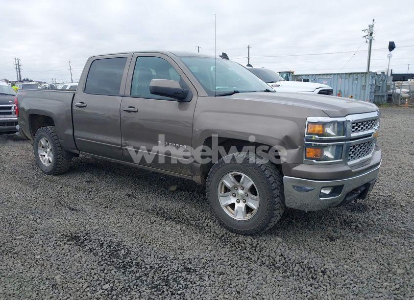 2015 Chevrolet Silverado 1500 1LT (VIN 3GCUKREC3FG521916) main photo