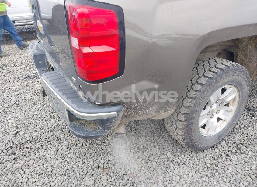 Photo 12 of 2015 Chevrolet Silverado 1500 1LT (VIN 3GCUKREC3FG521916)