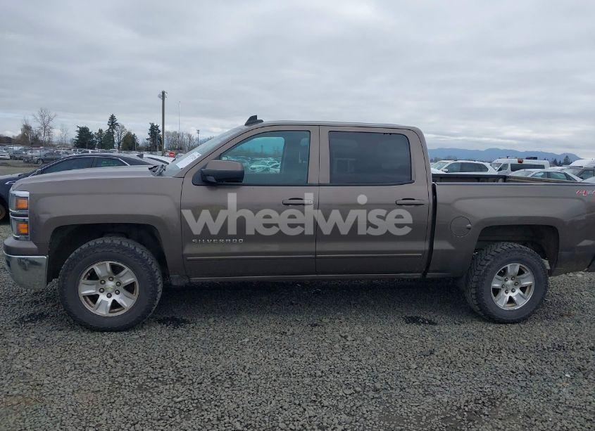 Photo 15 of 2015 Chevrolet Silverado 1500 1LT (VIN 3GCUKREC3FG521916)