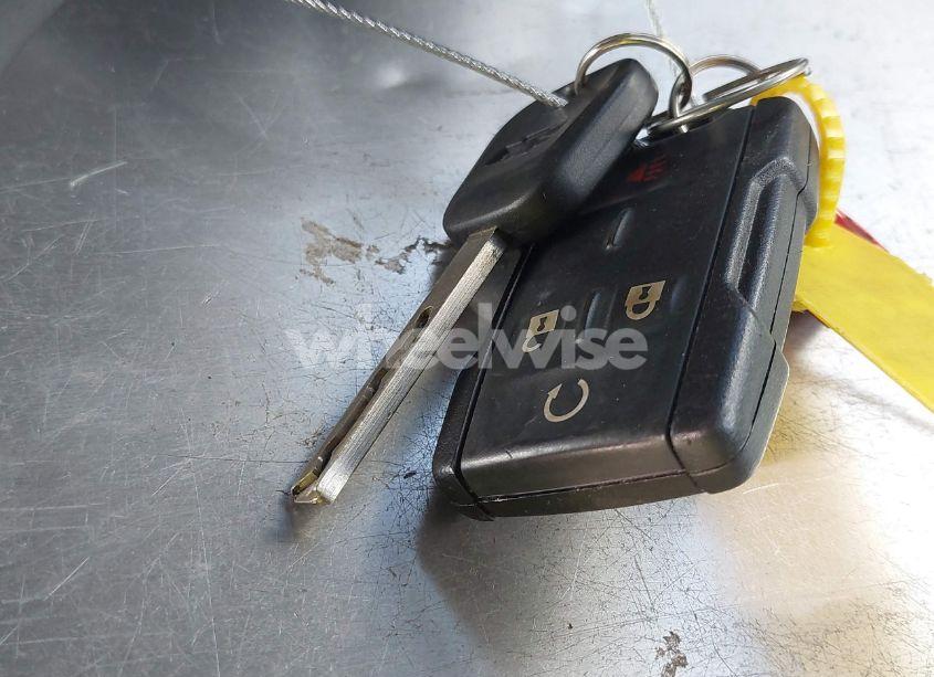 Photo 11 of 2016 Chevrolet Silverado 1500 2LT (VIN 3GCUKREC3GG116107)