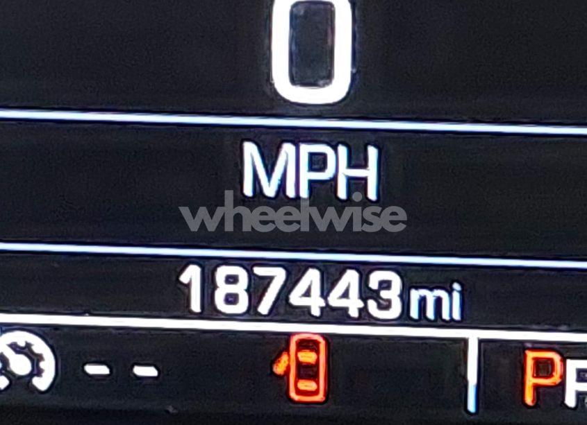 Photo 15 of 2016 Chevrolet Silverado 1500 1LT (VIN 3GCUKREC3GG138639)