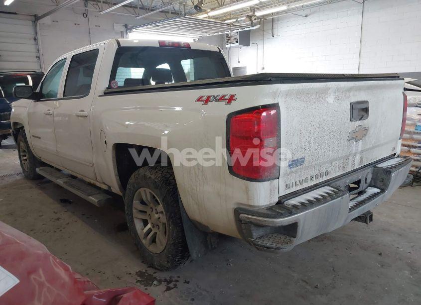 Photo 3 of 2016 Chevrolet Silverado 1500 1LT (VIN 3GCUKREC3GG138639)