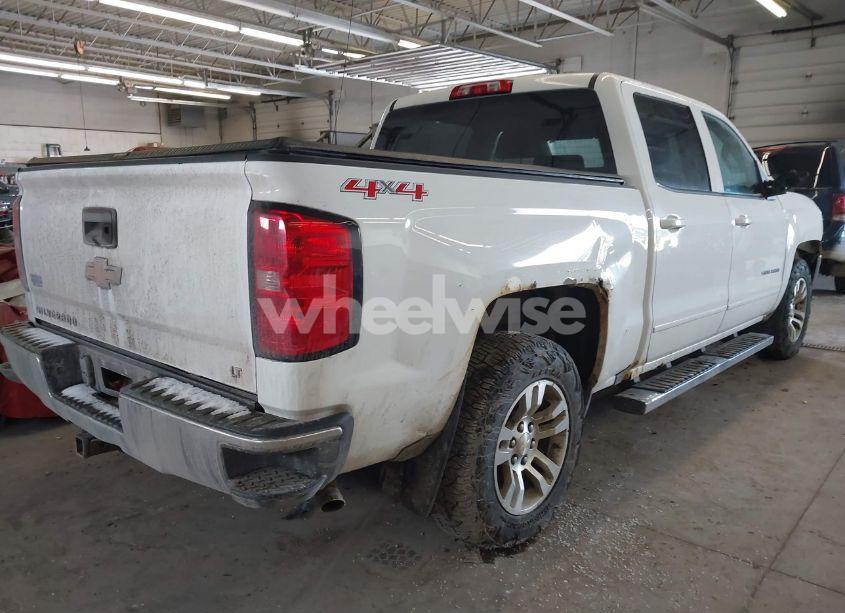 Photo 4 of 2016 Chevrolet Silverado 1500 1LT (VIN 3GCUKREC3GG138639)