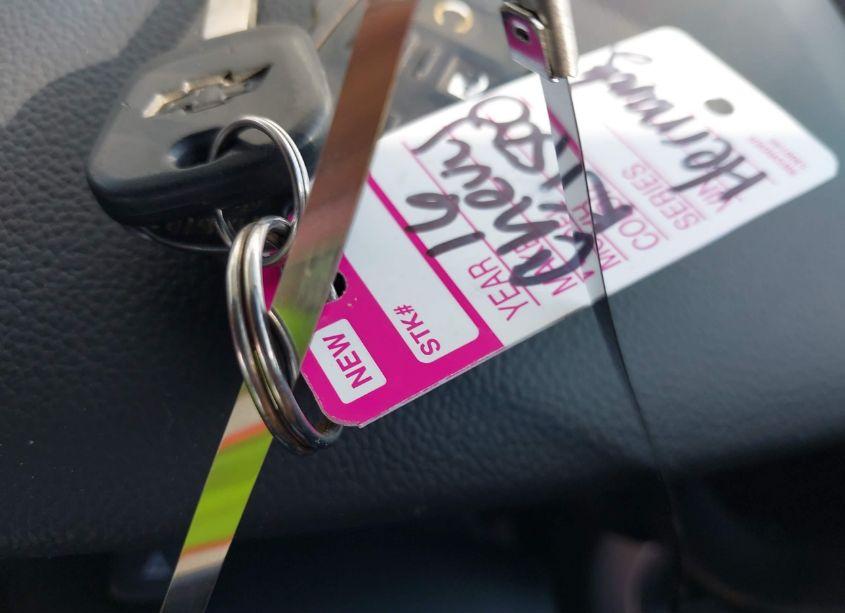 Photo 11 of 2016 Chevrolet Silverado 1500 2LT (VIN 3GCUKREC3GG196475)