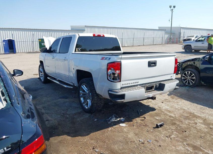 Photo 3 of 2016 Chevrolet Silverado 1500 2LT (VIN 3GCUKREC3GG196475)