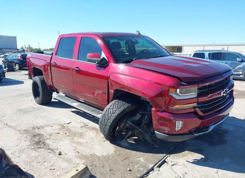 2016 Chevrolet Silverado 1500 2LT (VIN 3GCUKREC3GG209483) main photo