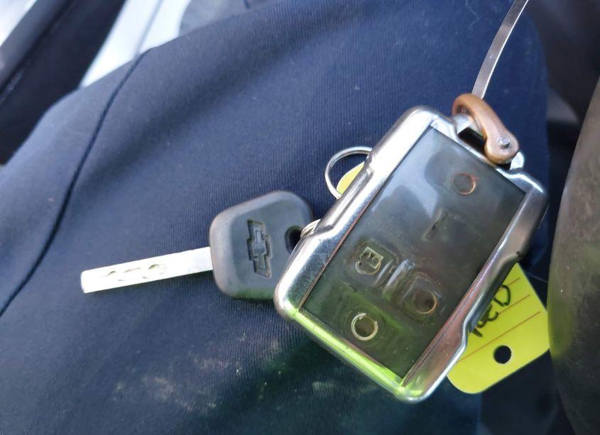 Photo 11 of 2016 Chevrolet Silverado 1500 2LT (VIN 3GCUKREC3GG209483)