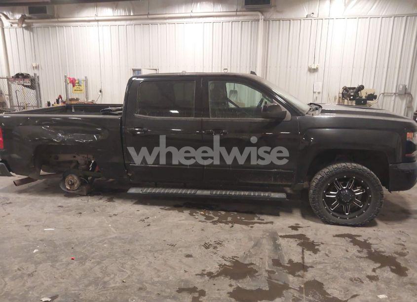 Photo 14 of 2016 Chevrolet Silverado 1500 2LT (VIN 3GCUKREC3GG375664)