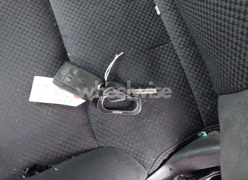 Photo 11 of 2017 Chevrolet Silverado 1500 2LT (VIN 3GCUKREC3HG144653)