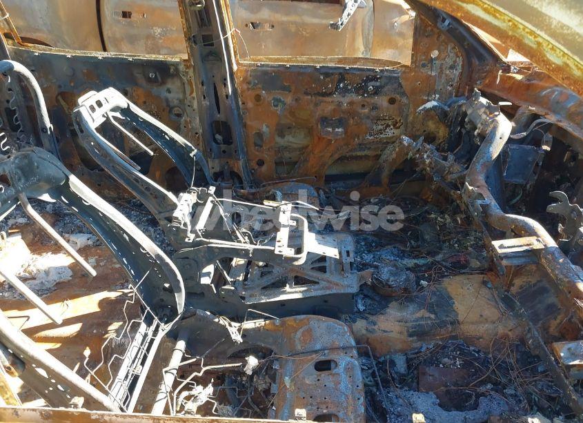 Photo 5 of 2017 Chevrolet Silverado 1500 1LT (VIN 3GCUKREC3HG145494)