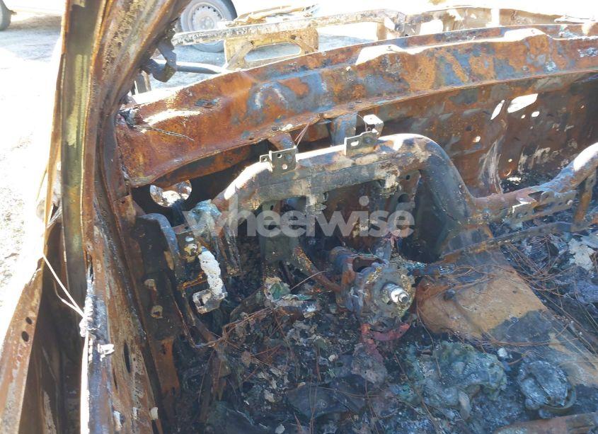 Photo 7 of 2017 Chevrolet Silverado 1500 1LT (VIN 3GCUKREC3HG145494)