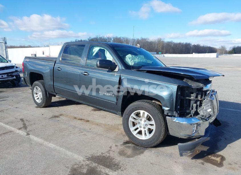 2017 Chevrolet Silverado 1500 1LT (VIN 3GCUKREC3HG208514) main photo