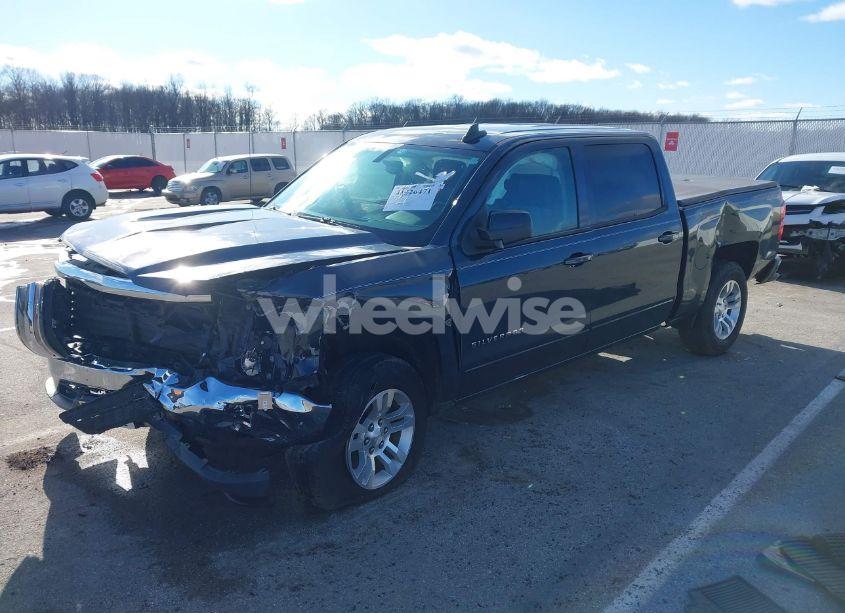 Photo 2 of 2017 Chevrolet Silverado 1500 1LT (VIN 3GCUKREC3HG208514)