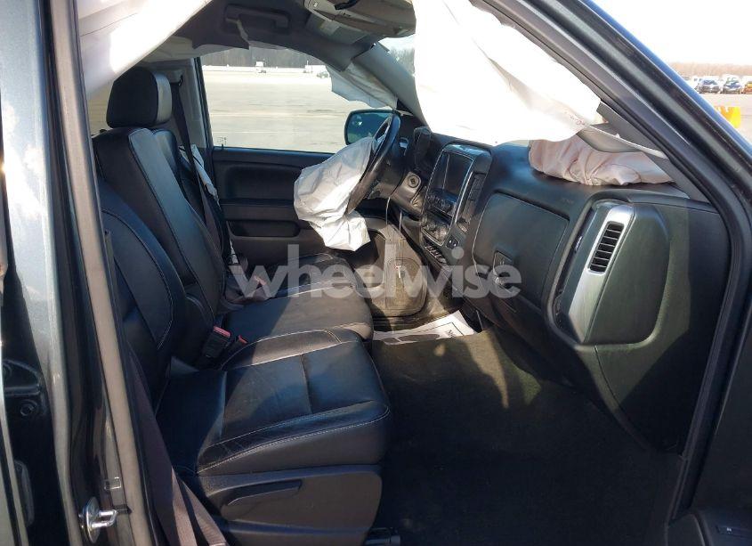 Photo 5 of 2017 Chevrolet Silverado 1500 1LT (VIN 3GCUKREC3HG208514)