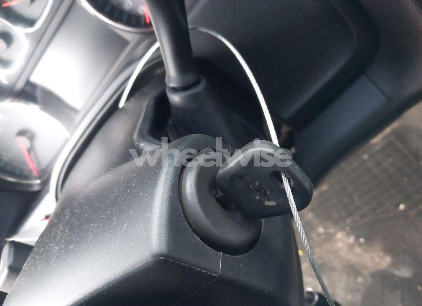 Photo 11 of 2017 Chevrolet Silverado 1500 2LT (VIN 3GCUKREC3HG222669)