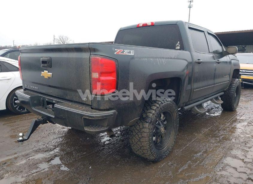 Photo 4 of 2017 Chevrolet Silverado 1500 2LT (VIN 3GCUKREC3HG222669)