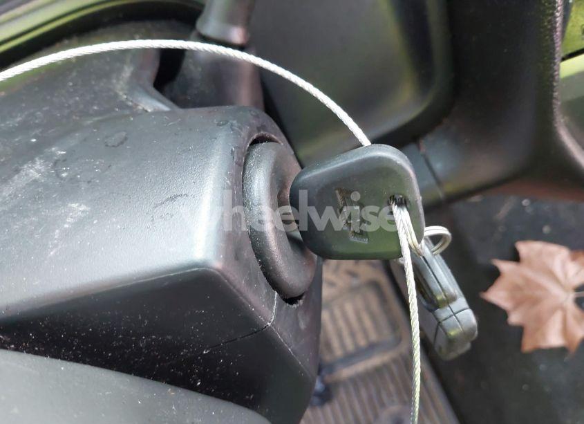 Photo 11 of 2017 Chevrolet Silverado 1500 2LT (VIN 3GCUKREC3HG231842)