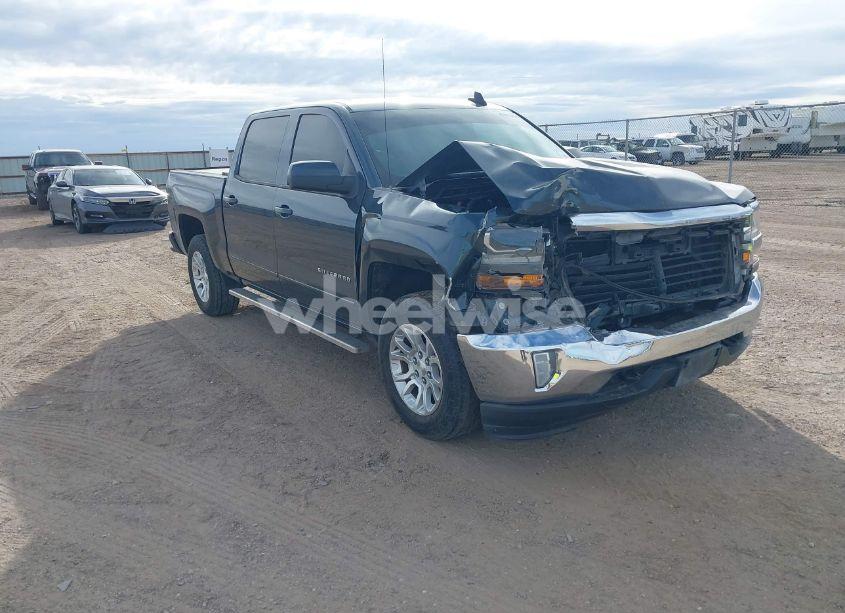 2017 Chevrolet Silverado 1500 1LT (VIN 3GCUKREC3HG266817) main photo