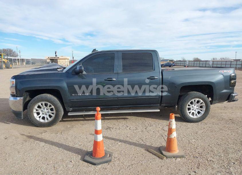 Photo 14 of 2017 Chevrolet Silverado 1500 1LT (VIN 3GCUKREC3HG266817)