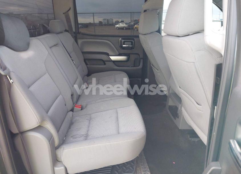 Photo 8 of 2017 Chevrolet Silverado 1500 1LT (VIN 3GCUKREC3HG266817)