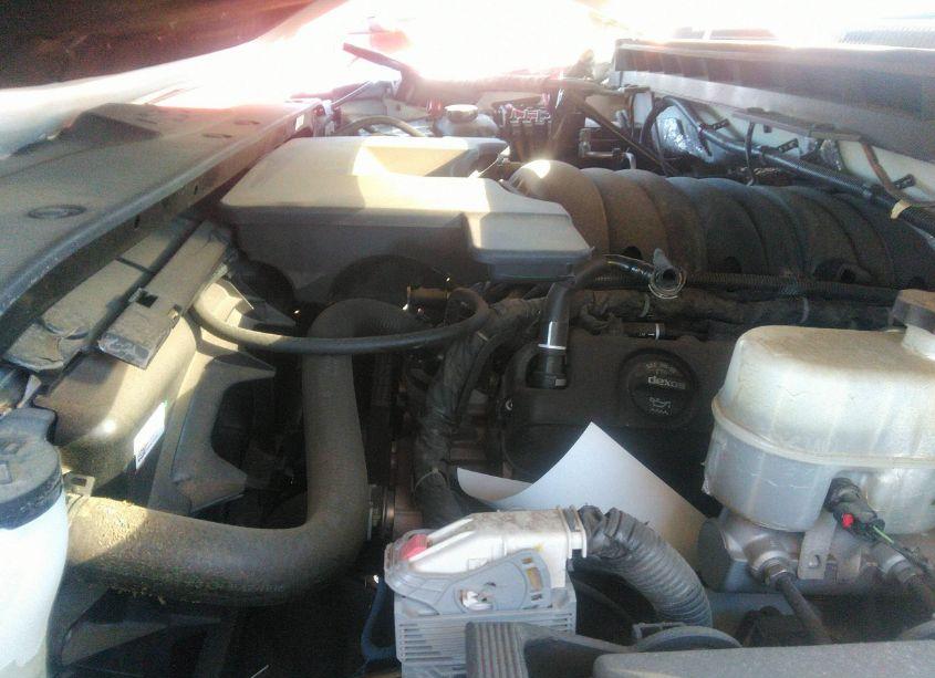 Photo 10 of 2017 Chevrolet Silverado 1500 2LT (VIN 3GCUKREC3HG266901)