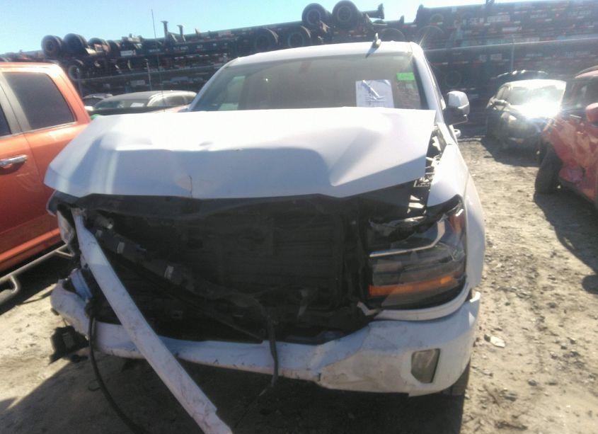 Photo 12 of 2017 Chevrolet Silverado 1500 2LT (VIN 3GCUKREC3HG266901)