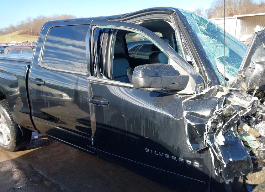 Photo 13 of 2017 Chevrolet Silverado 1500 2LT (VIN 3GCUKREC3HG518193)