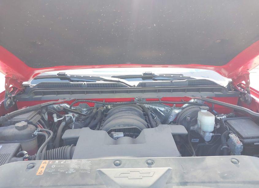 Photo 10 of 2018 Chevrolet Silverado 1500 2LT (VIN 3GCUKREC3JG166383)