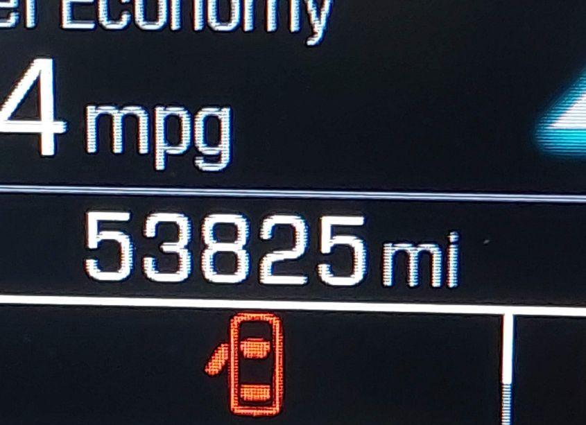 Photo 15 of 2018 Chevrolet Silverado 1500 2LT (VIN 3GCUKREC3JG166383)