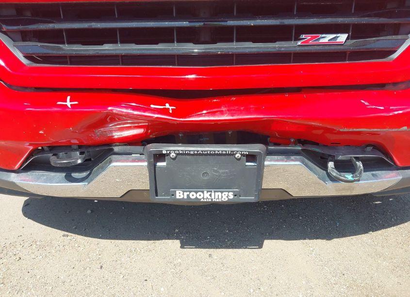 Photo 18 of 2018 Chevrolet Silverado 1500 2LT (VIN 3GCUKREC3JG166383)