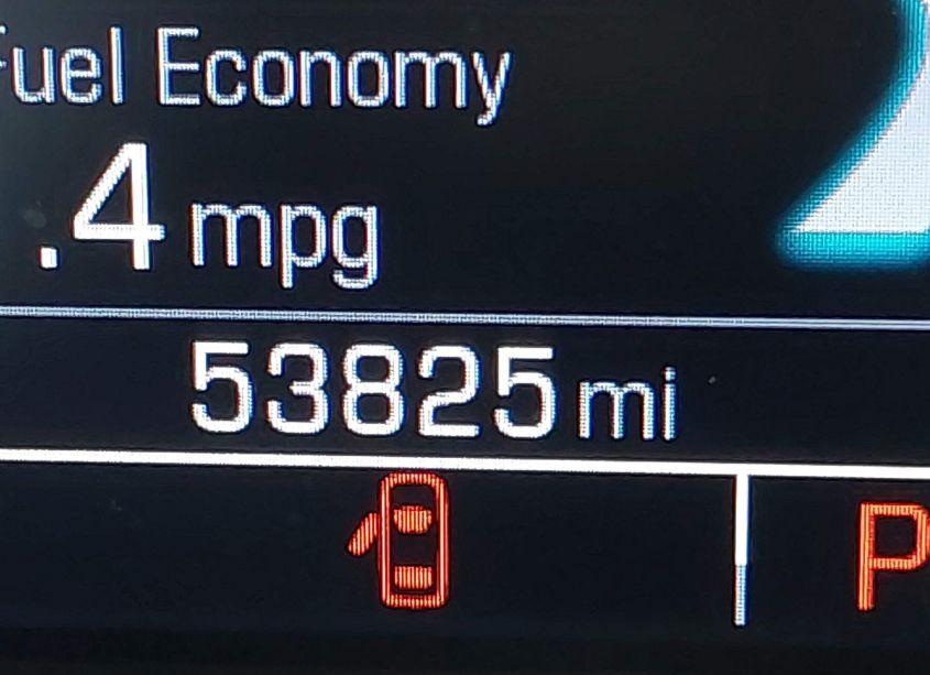 Photo 7 of 2018 Chevrolet Silverado 1500 2LT (VIN 3GCUKREC3JG166383)