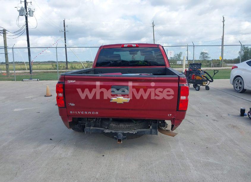 Photo 16 of 2018 Chevrolet Silverado 1500 2LT (VIN 3GCUKREC3JG204212)
