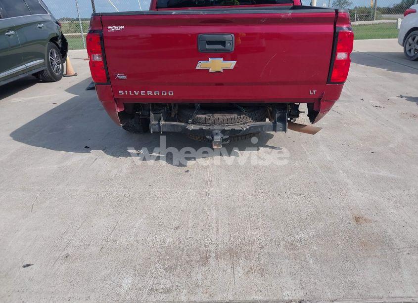 Photo 17 of 2018 Chevrolet Silverado 1500 2LT (VIN 3GCUKREC3JG204212)