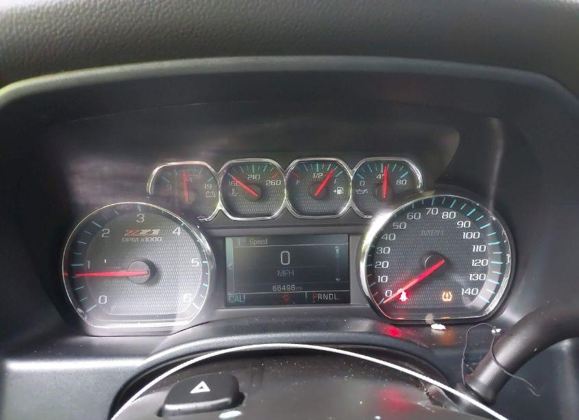 Photo 7 of 2018 Chevrolet Silverado 1500 2LT (VIN 3GCUKREC3JG337598)