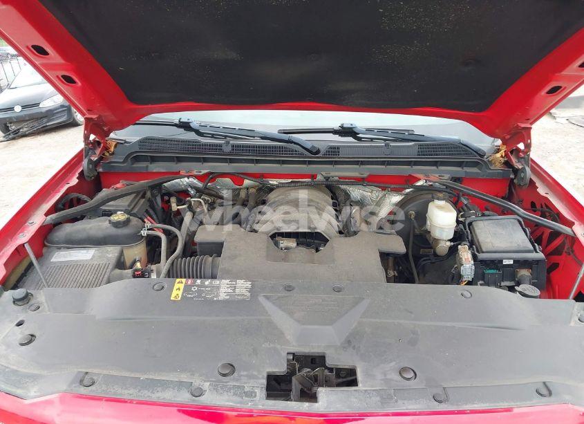 Photo 10 of 2018 Chevrolet Silverado 1500 2LT (VIN 3GCUKREC3JG378751)