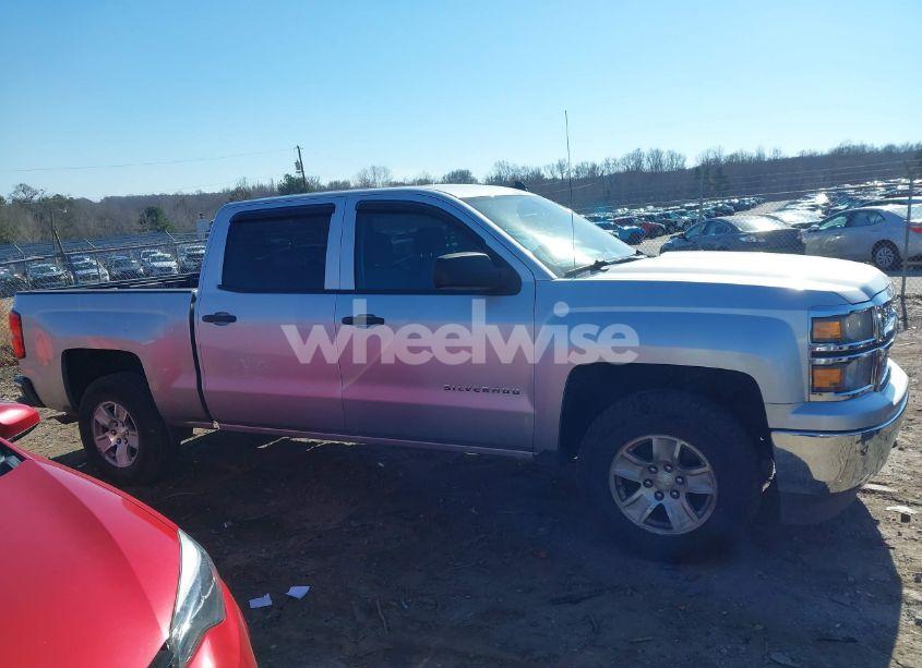 Photo 12 of 2014 Chevrolet Silverado 1500 1LT (VIN 3GCUKREC4EG185918)