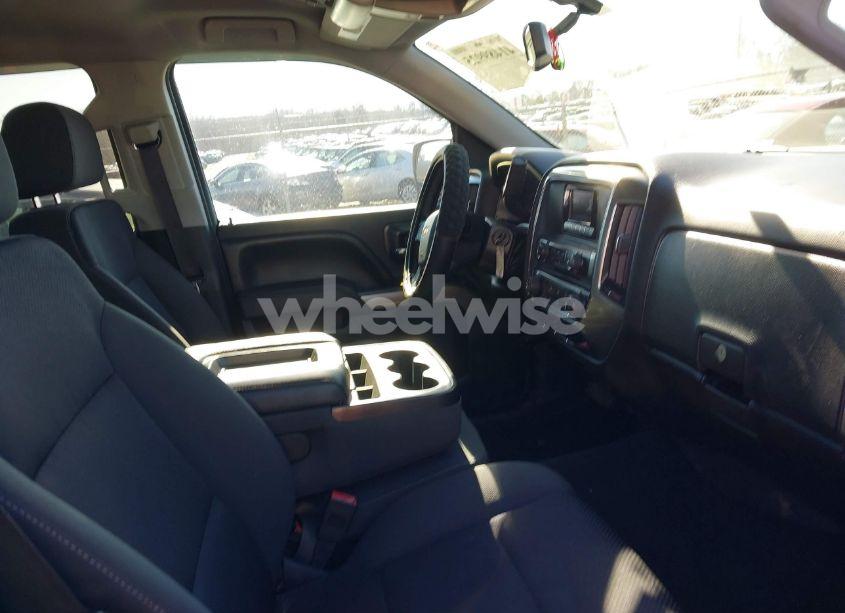 Photo 5 of 2014 Chevrolet Silverado 1500 1LT (VIN 3GCUKREC4EG185918)