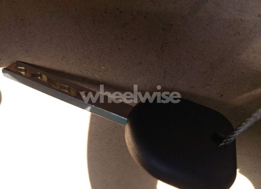 Photo 11 of 2014 Chevrolet Silverado 1500 1LT (VIN 3GCUKREC4EG222014)